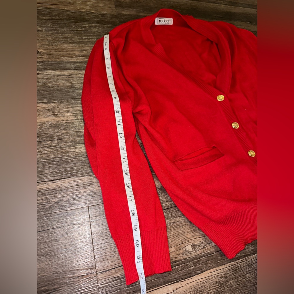 Redcat Red Cardigan Gold Button size L - Picture 7 of 11